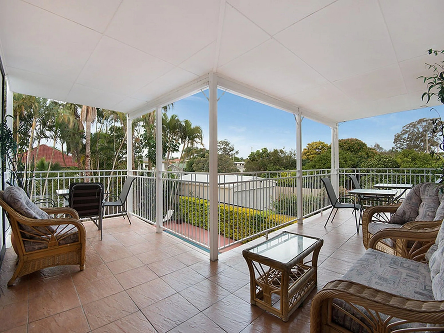 Ainslie Manor Guests House