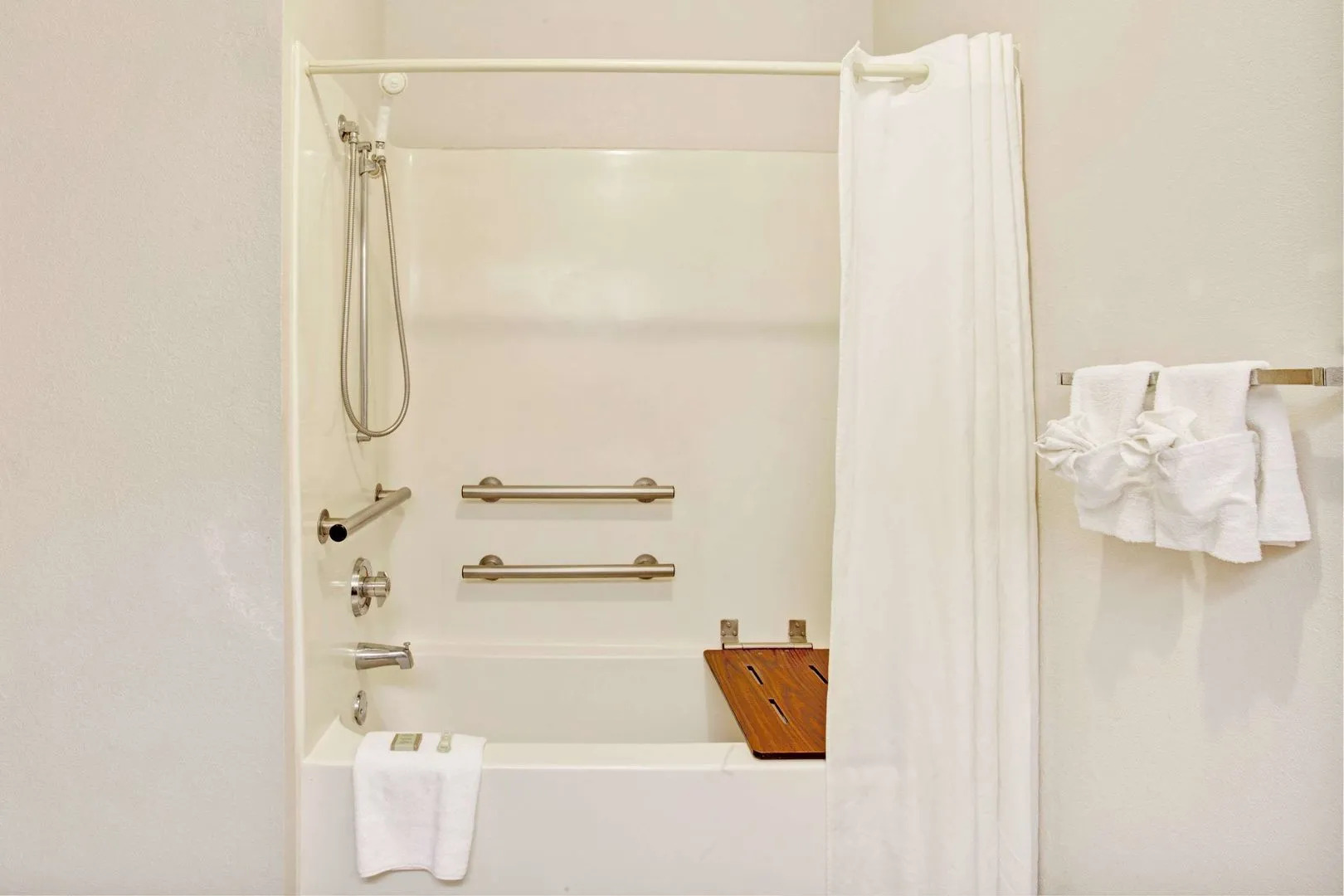 Super 8 Olive Branch