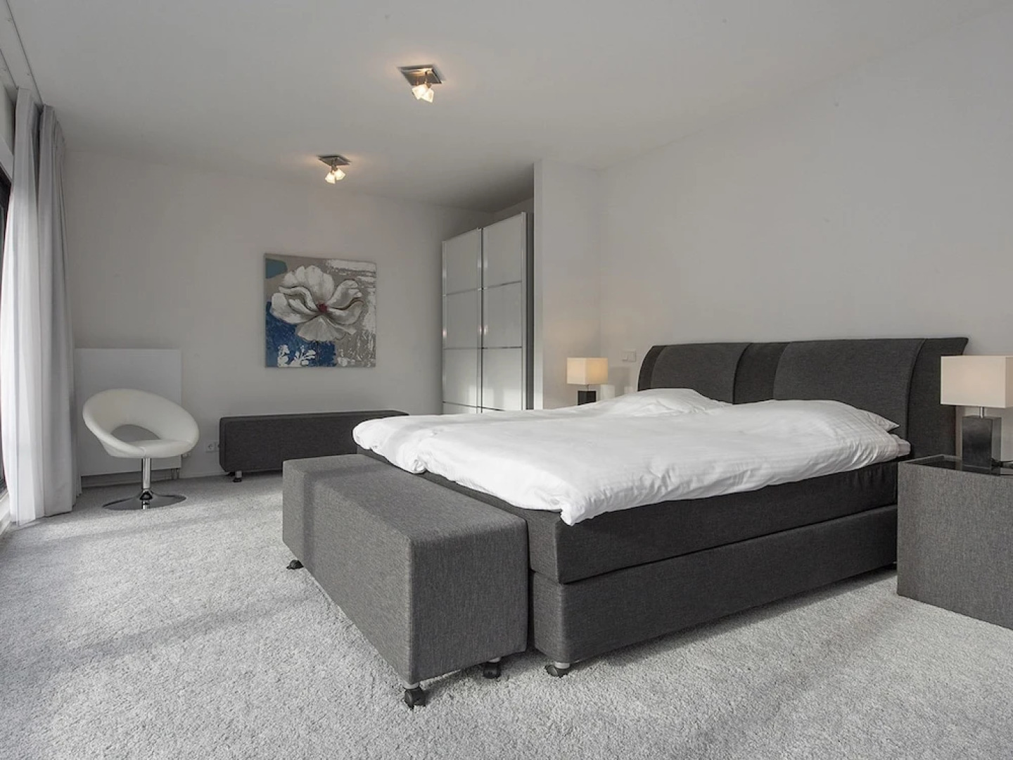 Modern House in a Quiet Park in Harderwijk with Hot Tub