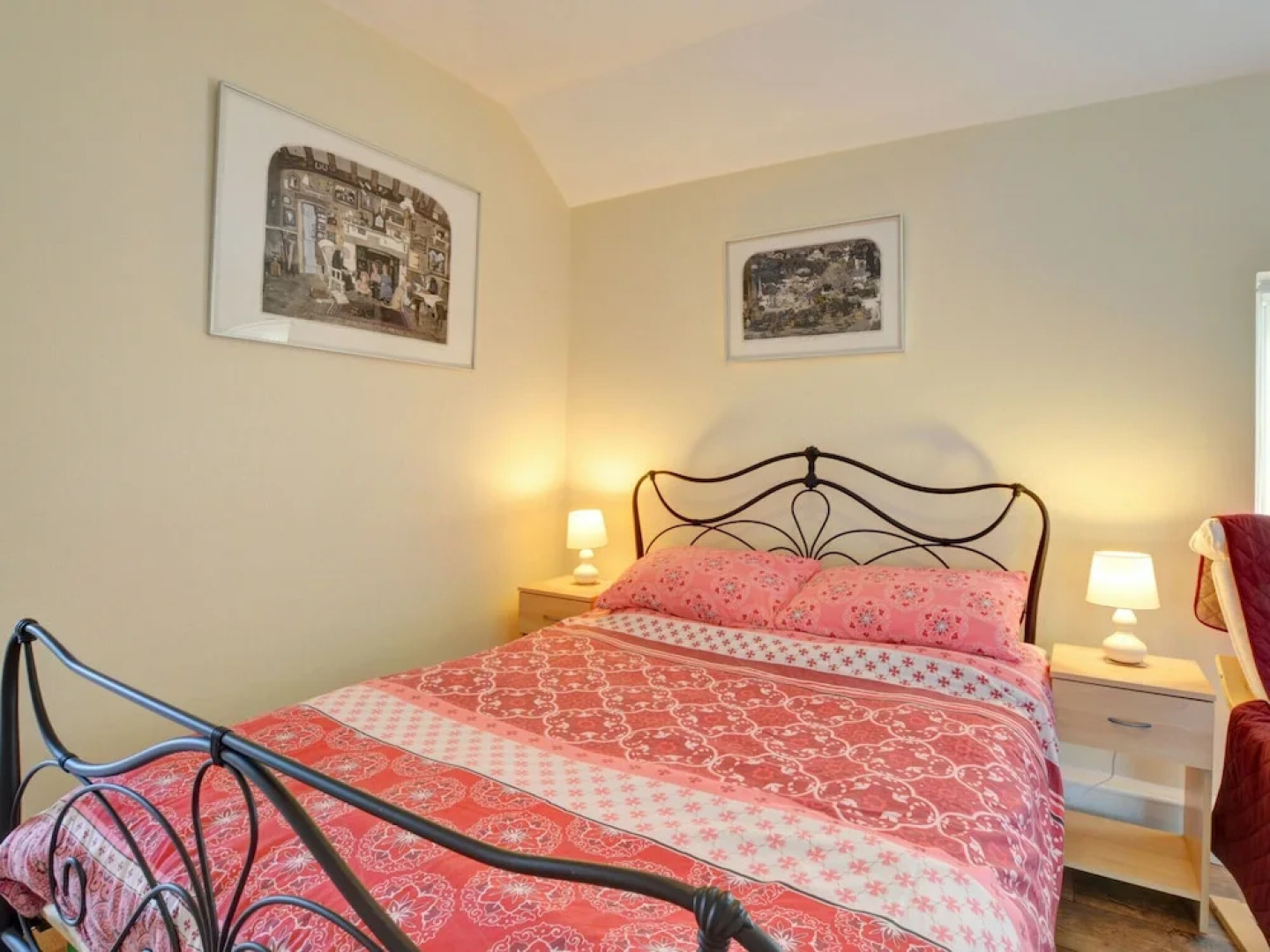 Spacious Holiday Home in Felindre With Garden