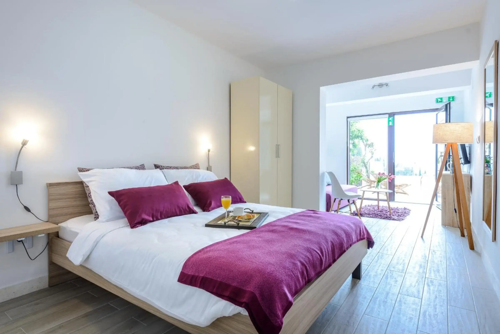 Tandem Apartments with Swimming pool