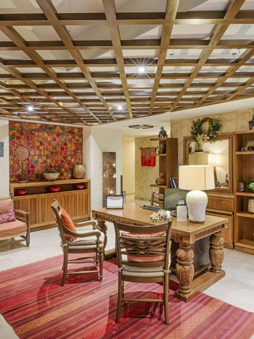 Aak-Bal All Suite Resort