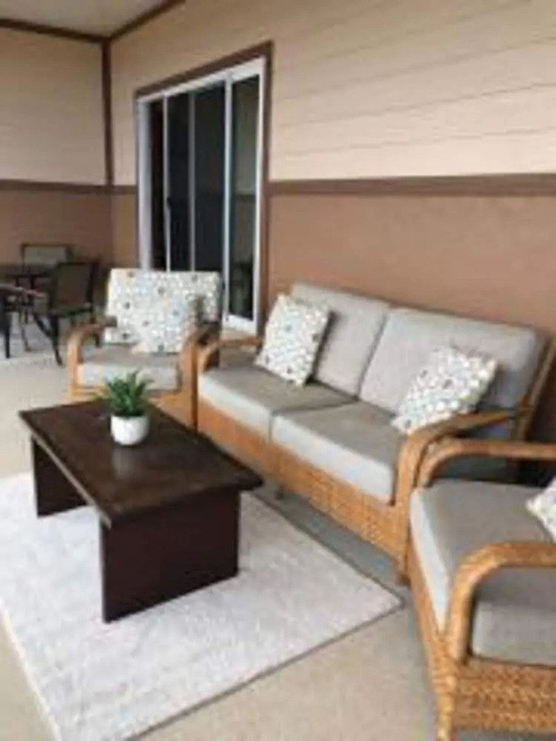 Hale Laulea - Four Bedroom House