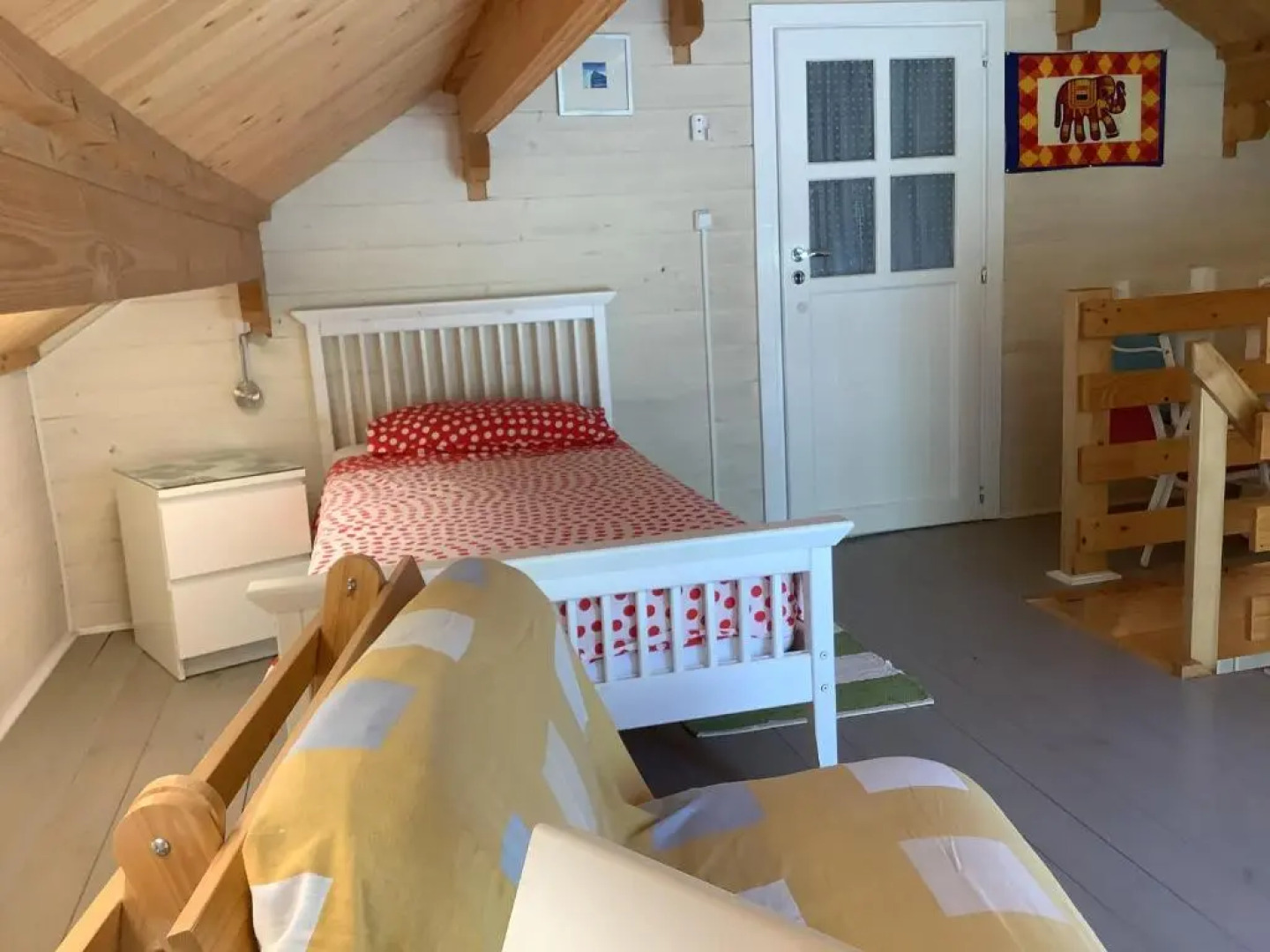 The Cabin, Kyparissia