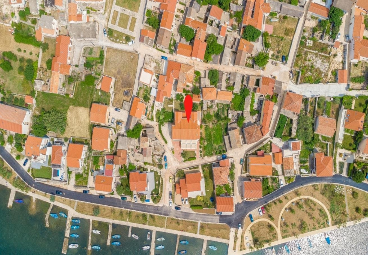 Apartment Bosko - 30m from the sea with parking: A3 Nin, Zadar riviera