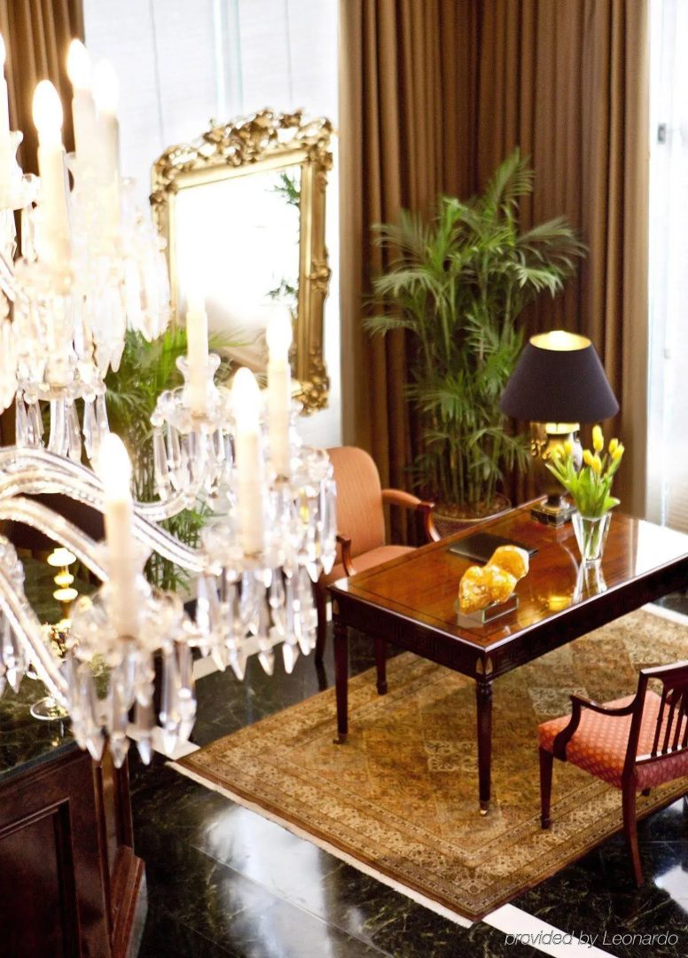 Royal Park Hotel
