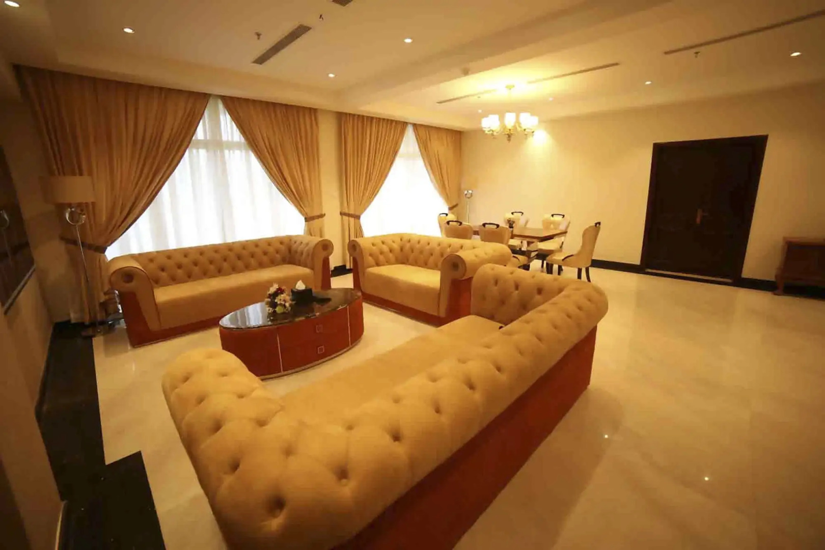 The Grand Mountain Hotel