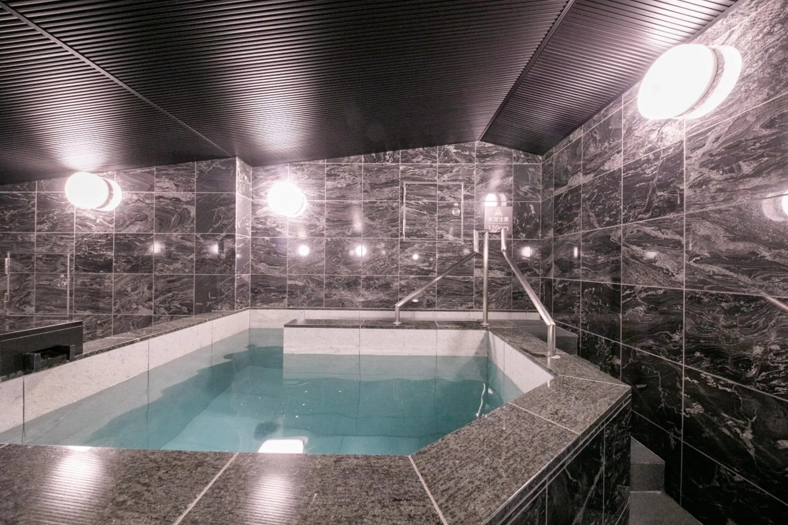 Ise Pearl Pier Hotel