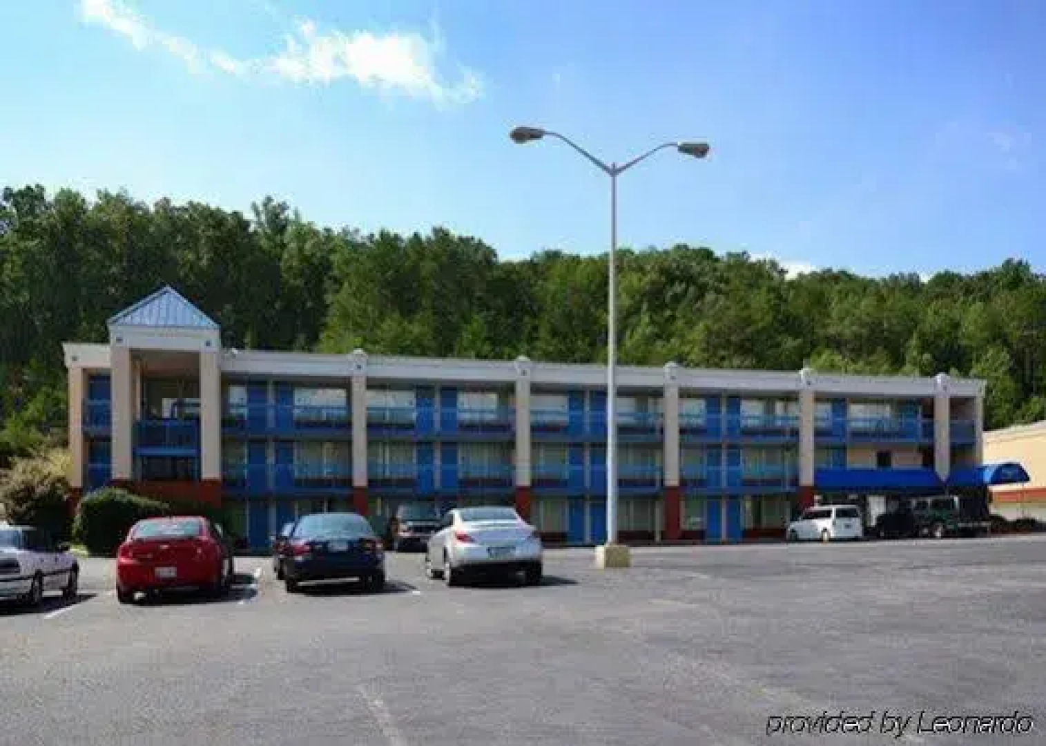 Rodeway Inn & Suites