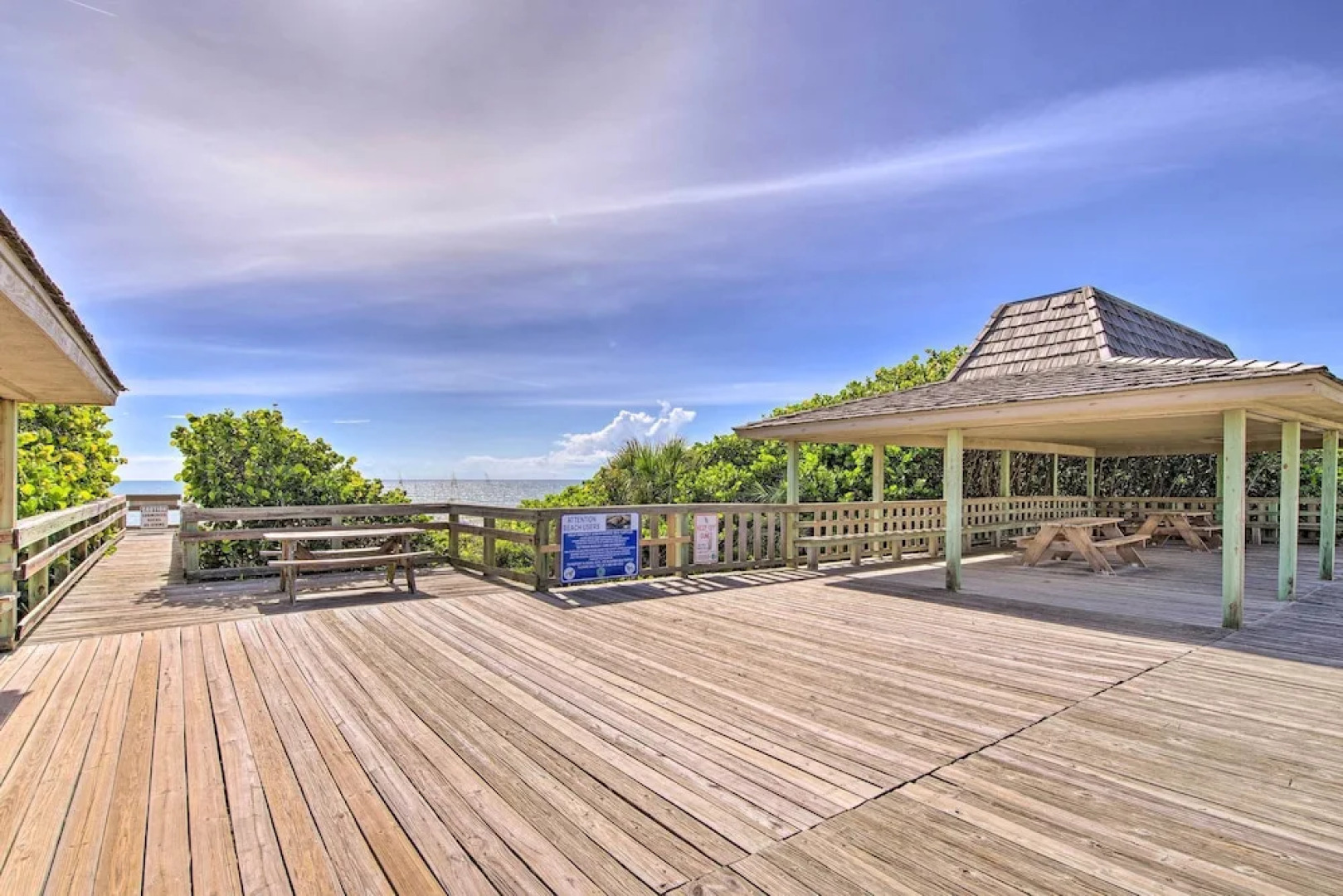 Quiet Satellite Beach Home w/ Lanai, Walk to Beach