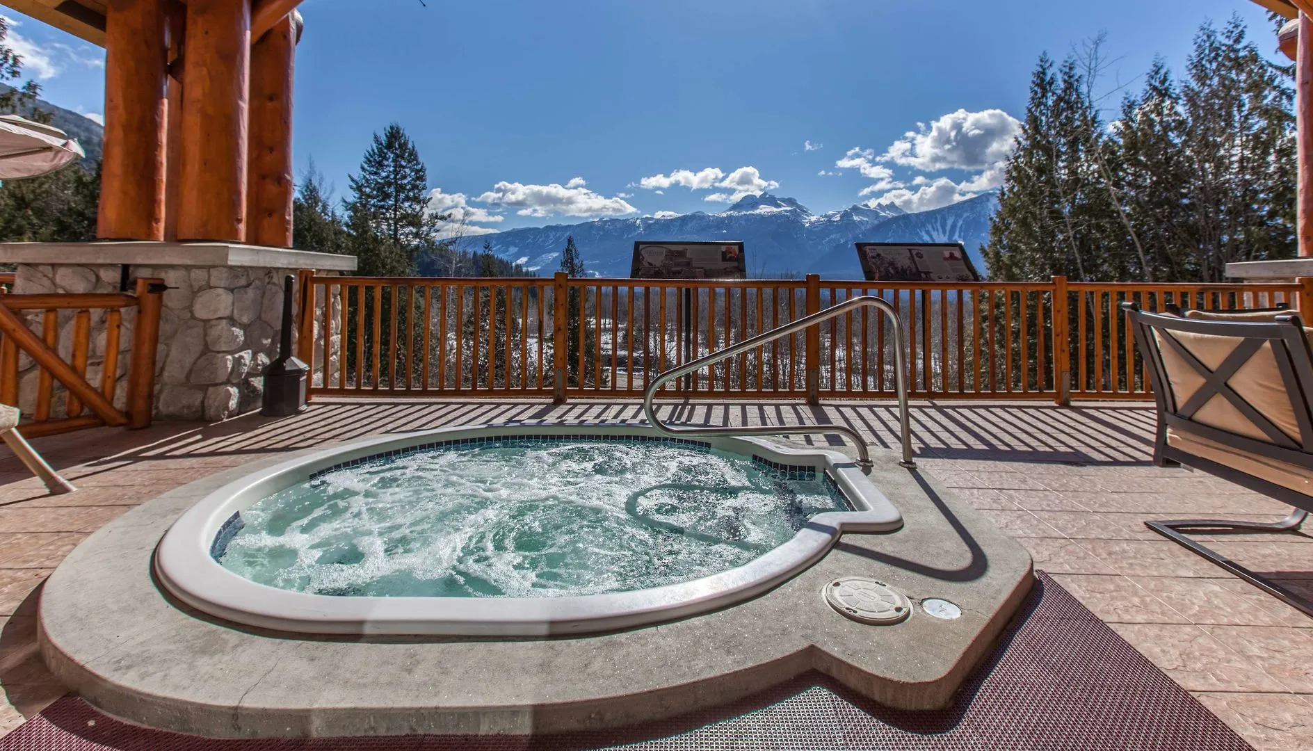 Coast Hillcrest Hotel