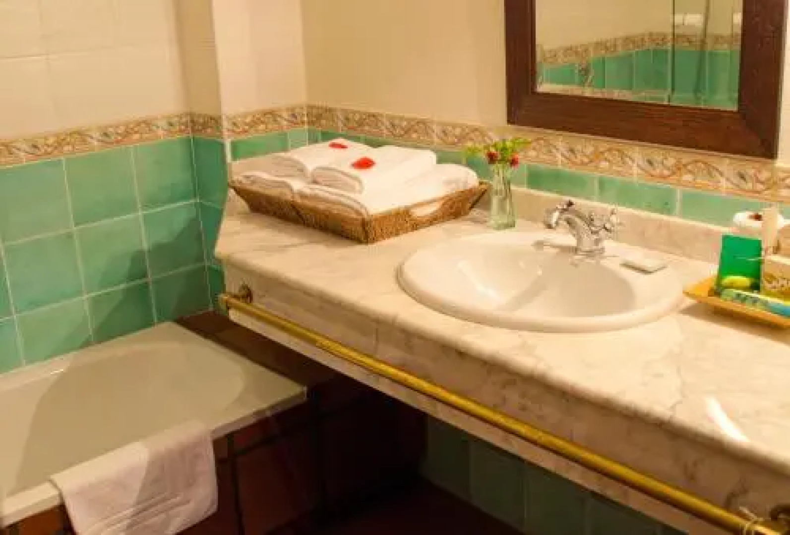 Casona de San Pantaleón de Aras