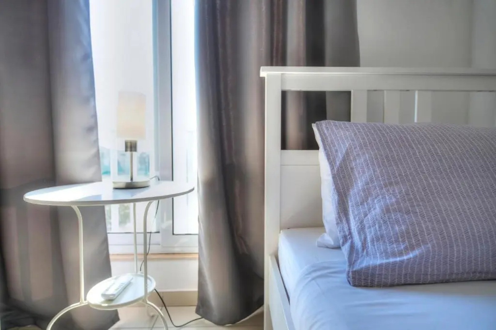 Charming 2 bedroom apartment close to Junior College ETUS1-1