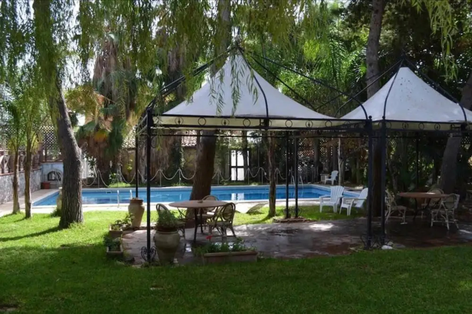 Casa Rubino - Confortevole Casa con Ampio Spazio Esterno e Piscina Privata