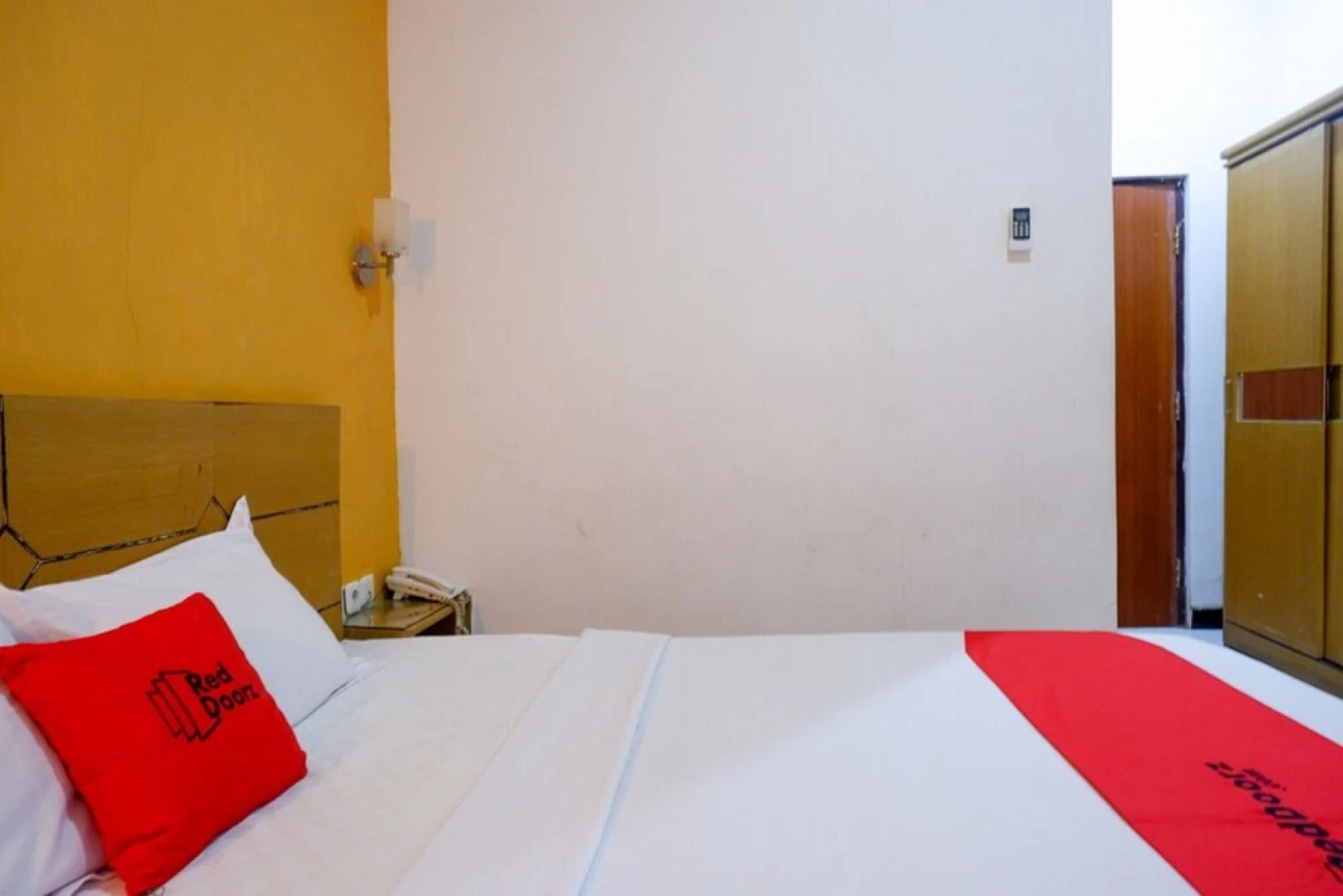 Hotel Bugis by RedDoorz