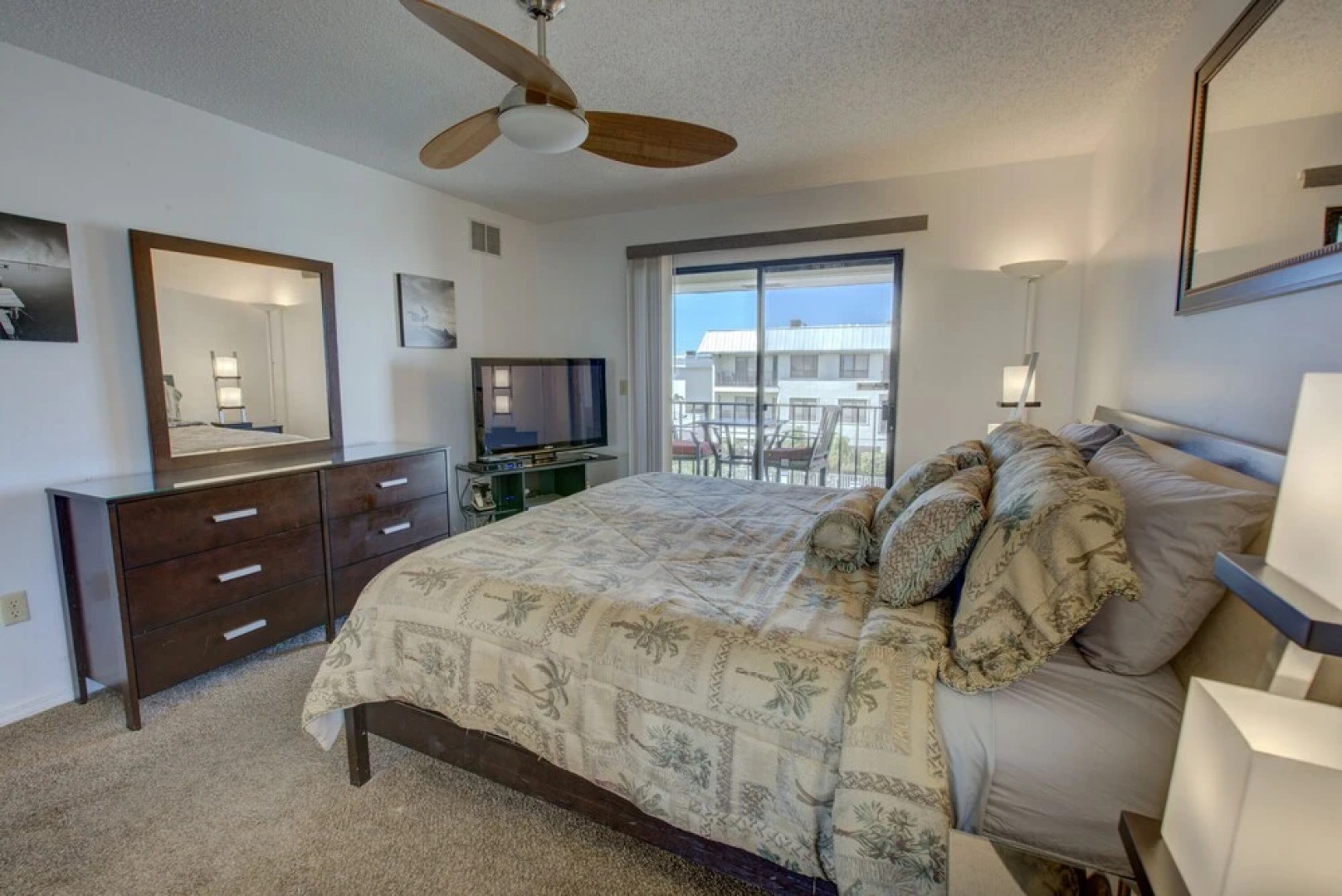 Beach View C 209 by Anna Maria