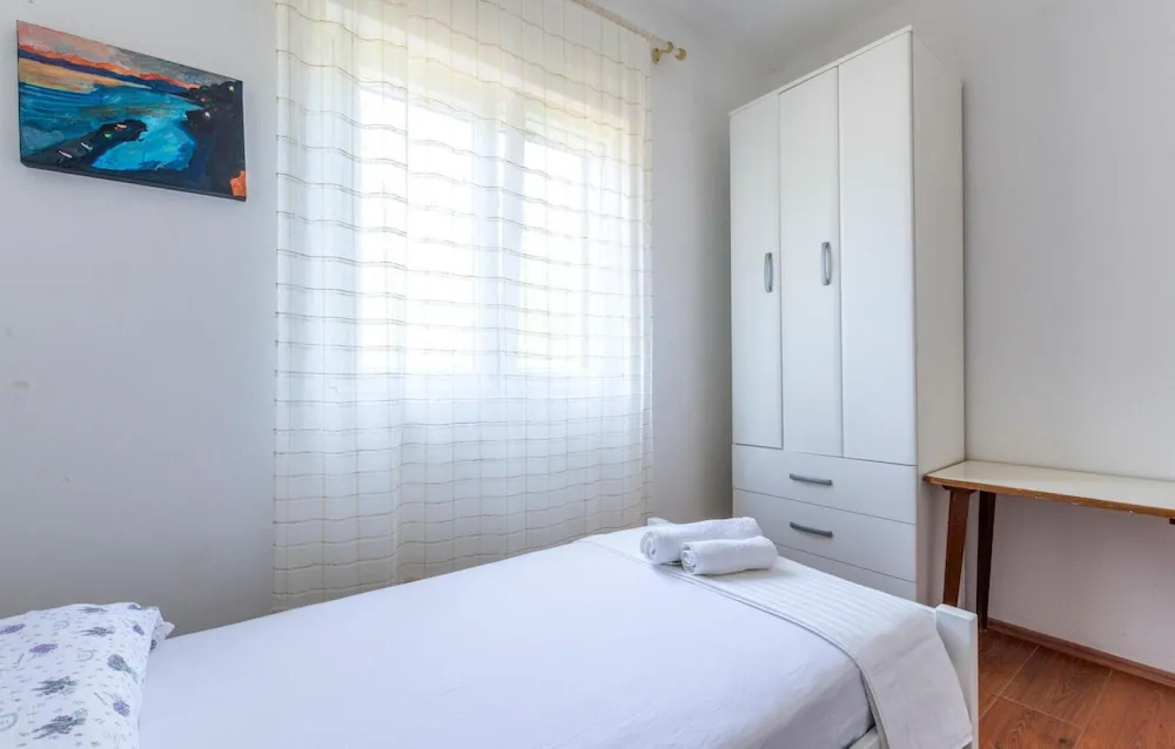 Beautiful Home in Sucuraj With Wifi and 2 Bedrooms