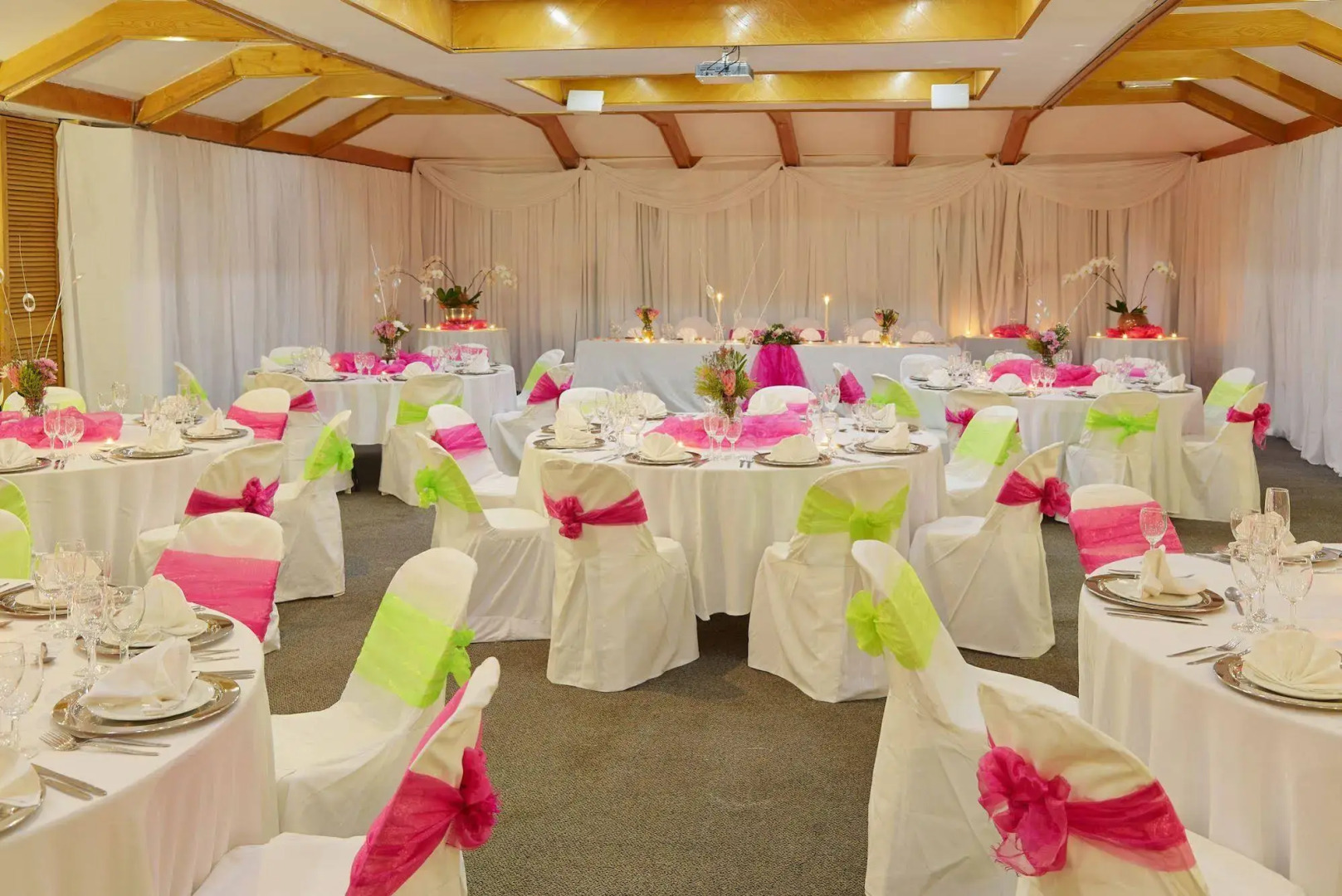 First Group La Montagne