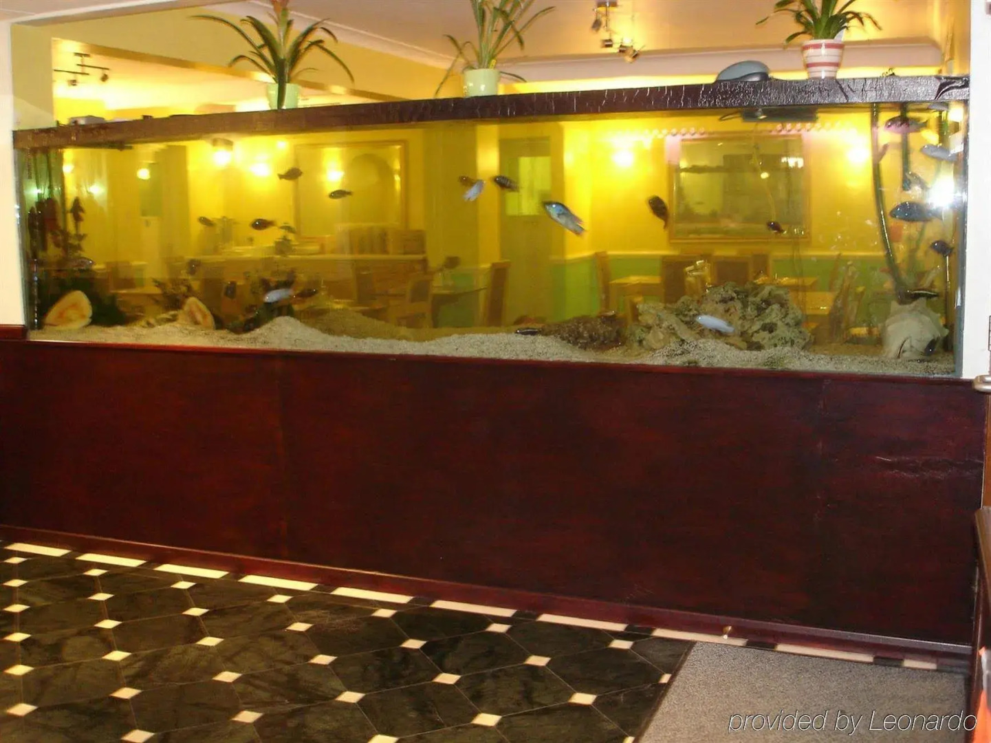 The Gatwick White House Hotel