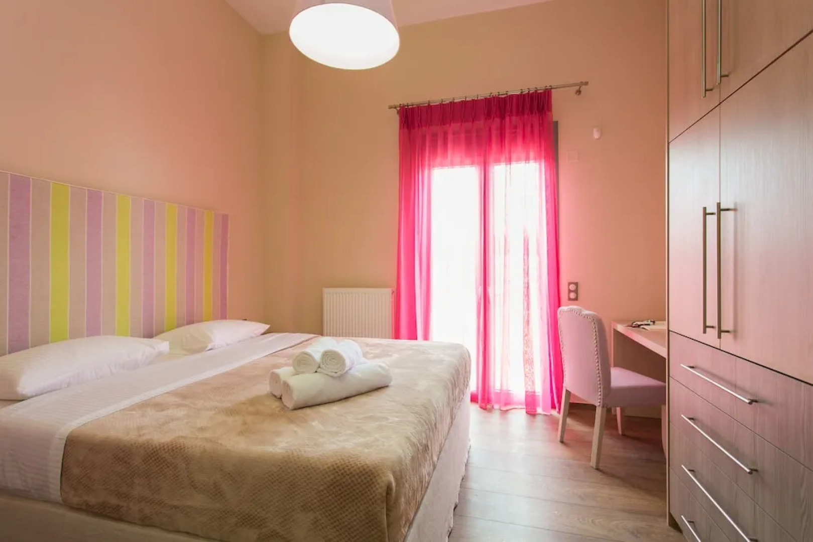 Deluxe Villa Ianthos - Outdoor Hot Tub & Kids Pool