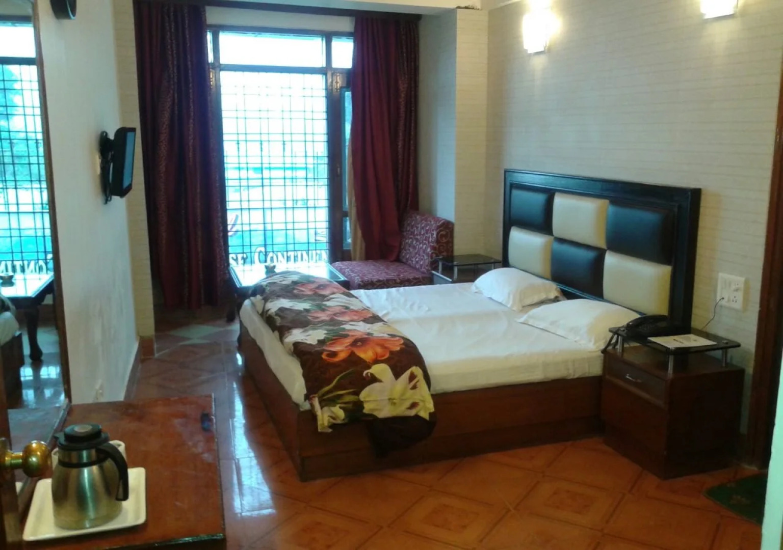 Hotel Paradise Continental