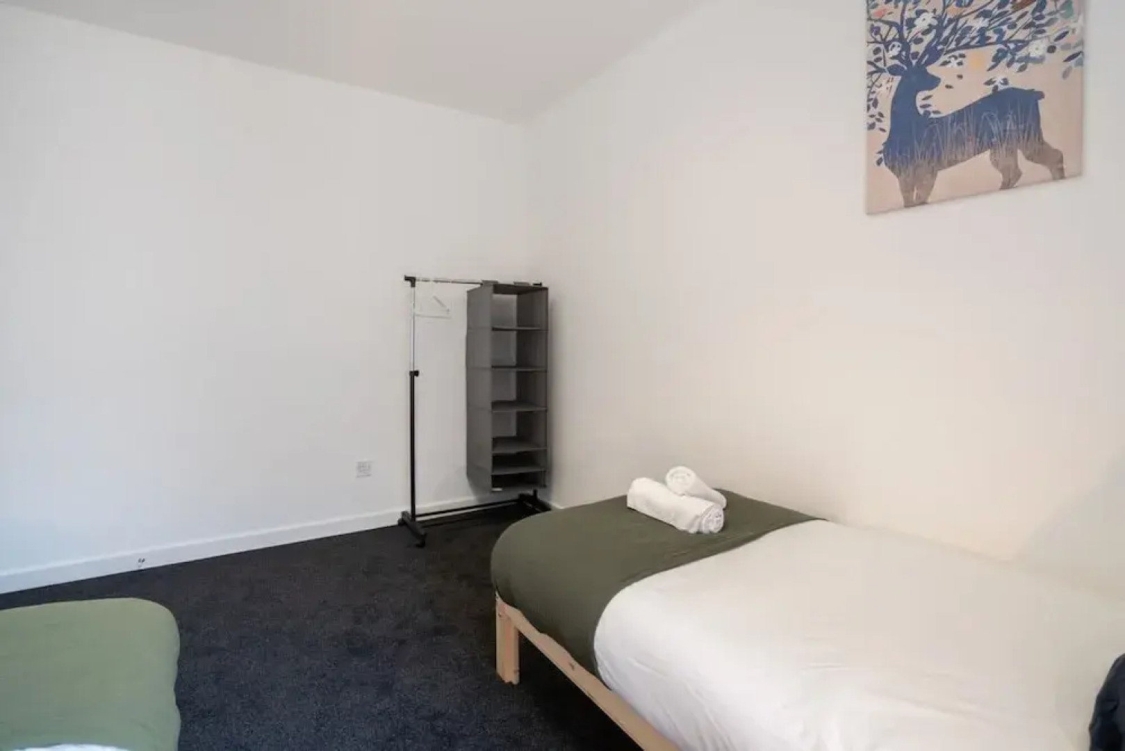 2 Bedroom Apartment-free Parking