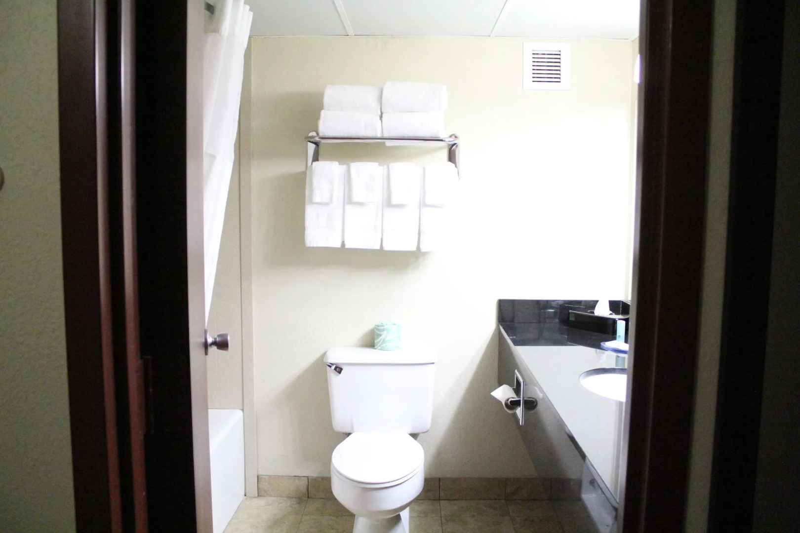 The Atrium Hotel on Third