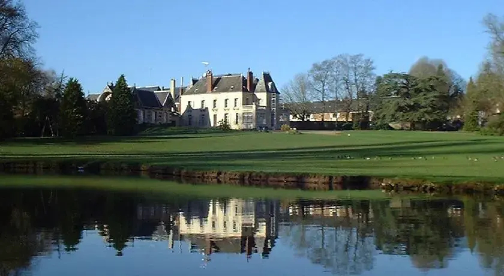 Chateau De Requiecourt