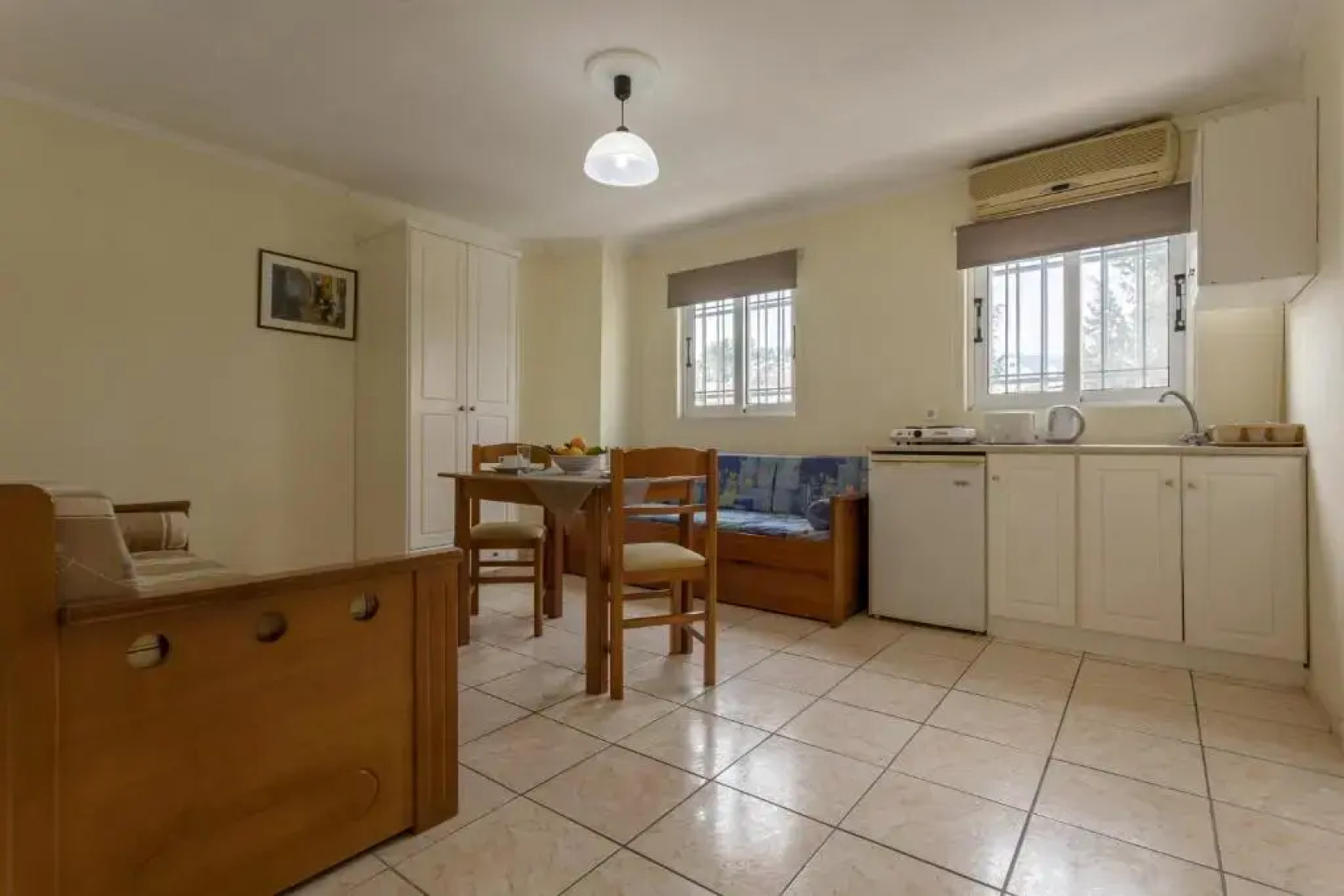 Anita And Nikos Studios Apartments