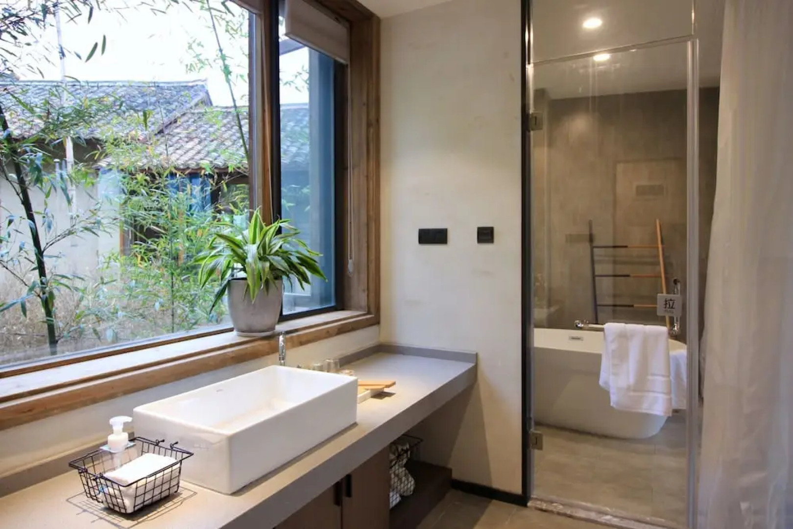 Cloud Community Guesthouse