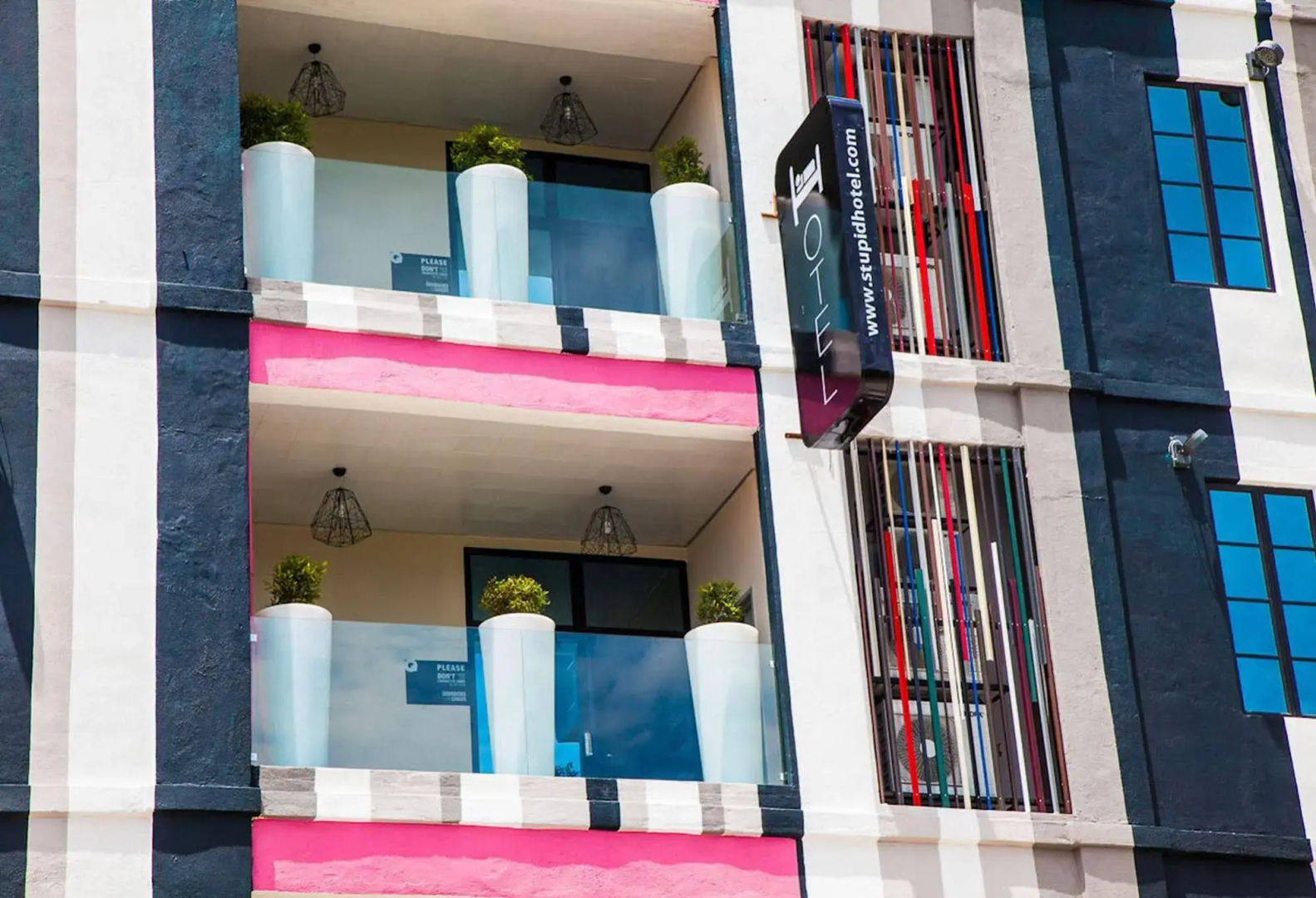 the youniQ Hotel