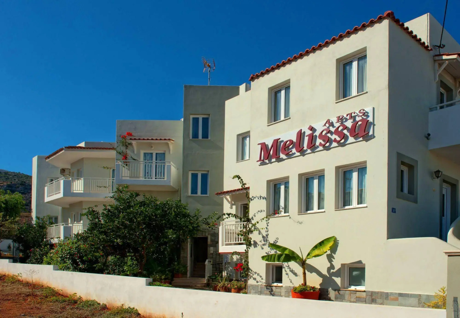 Melissa Apartments, Studios & Suites