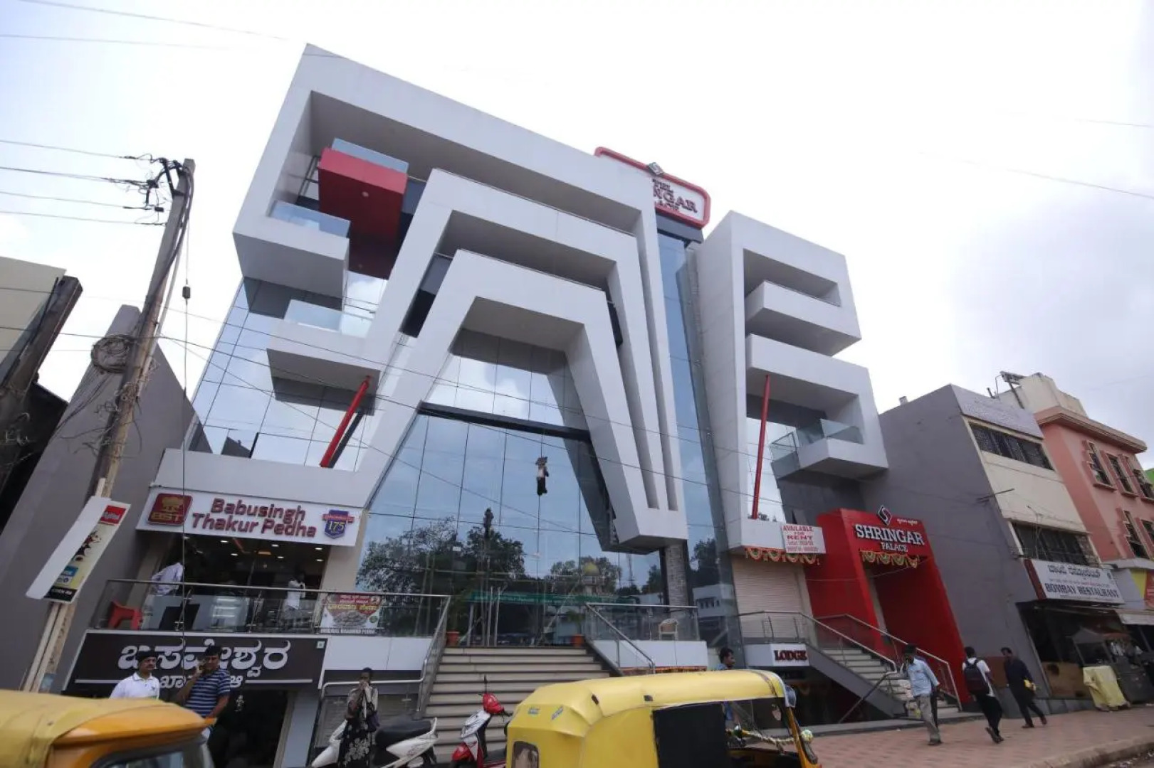 OYO 26698 Hotel Shringar Palace