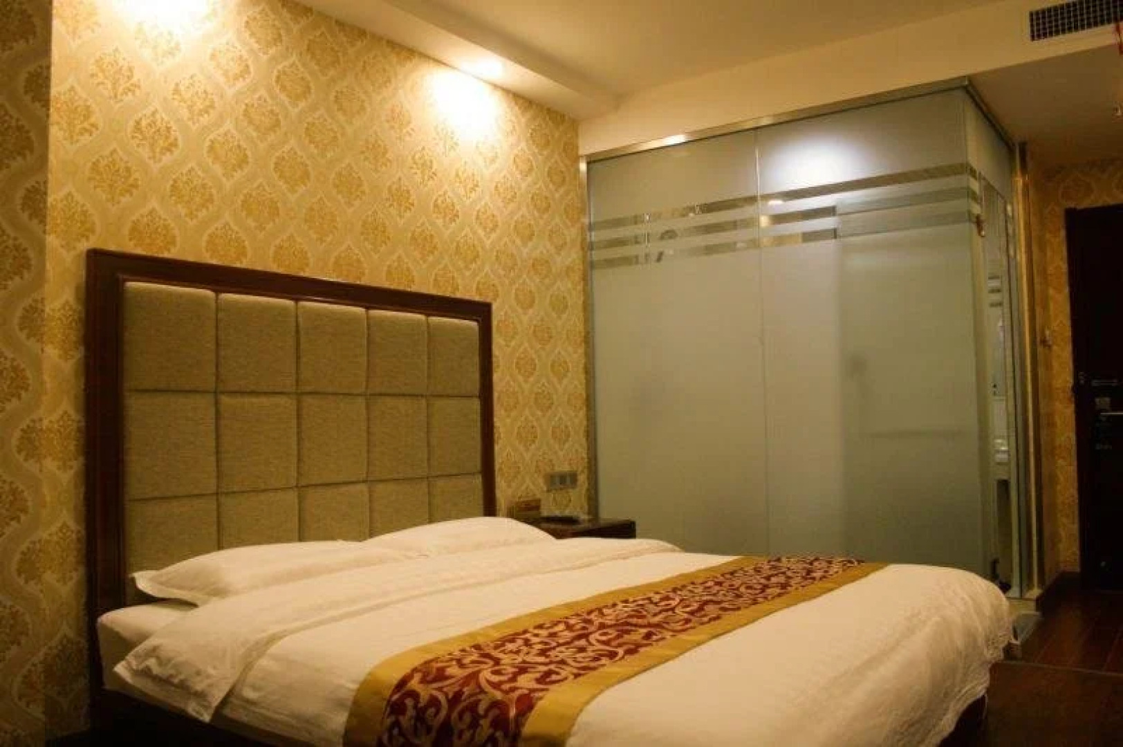 Junyi Hotel Zhangjiakou Taihe Garden Branch