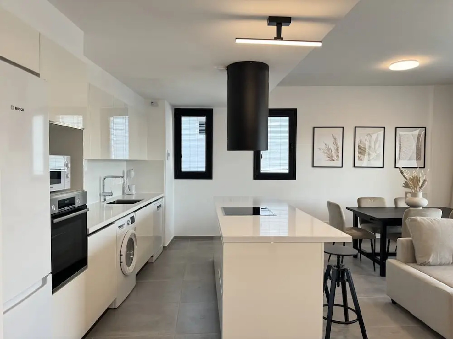 Phaedrus Living White Hills Suites City View