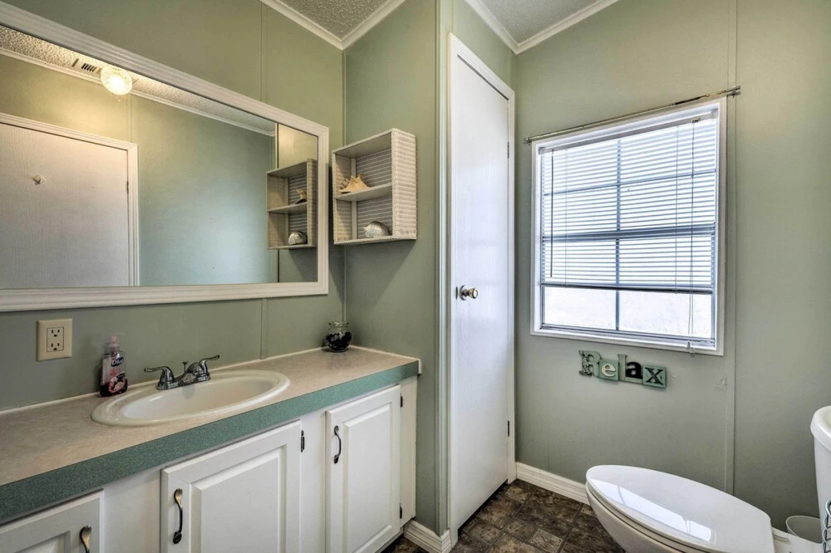 Angler's Getaway: Homosassa Home w/ Boat Dock!