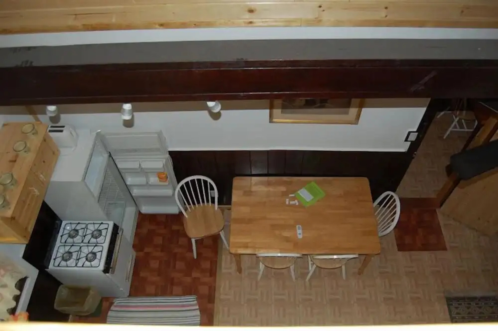 The Elms Waterfront Cottages