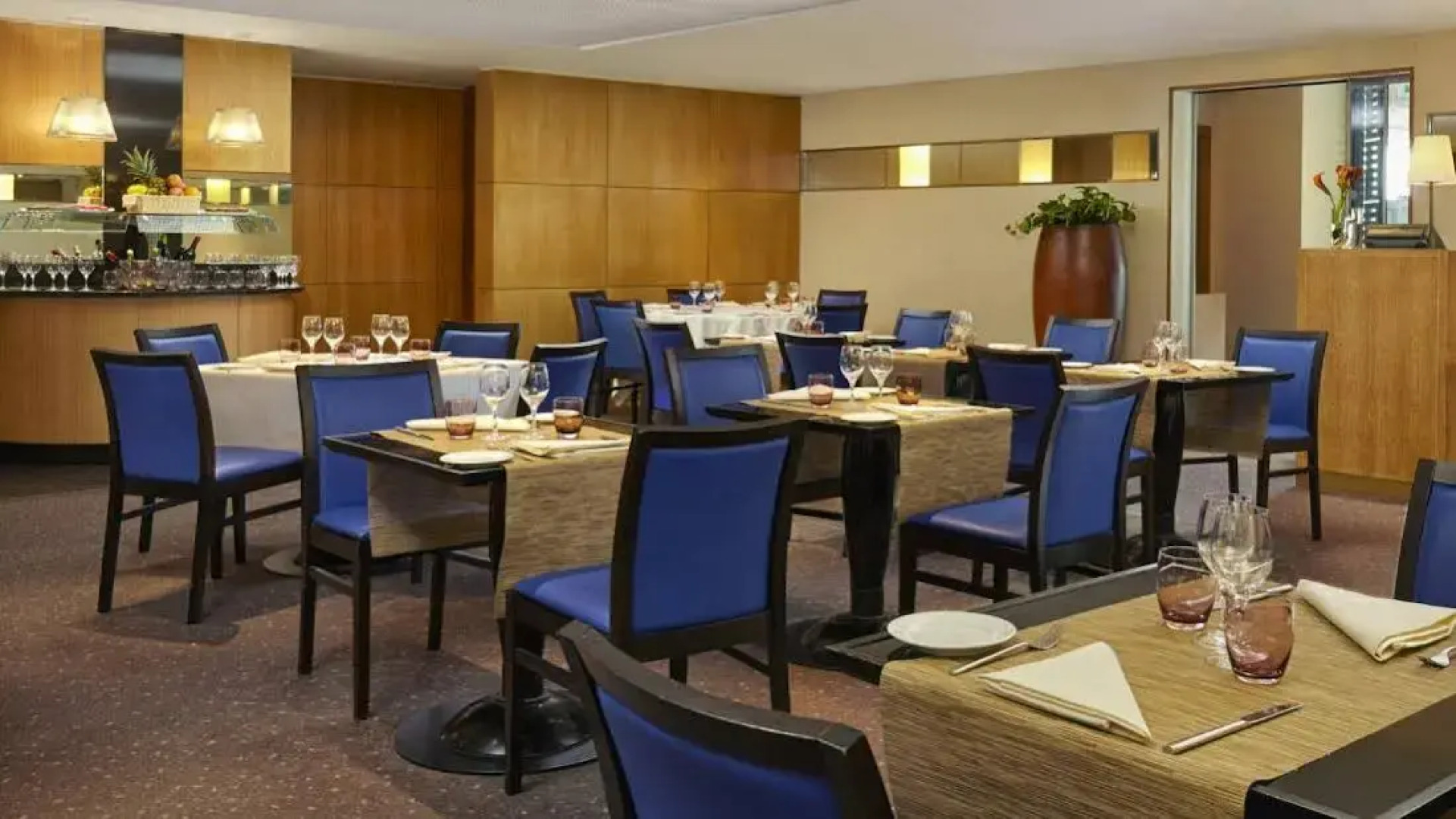 Sheraton Paris Charles de Gaulle Airport Hotel