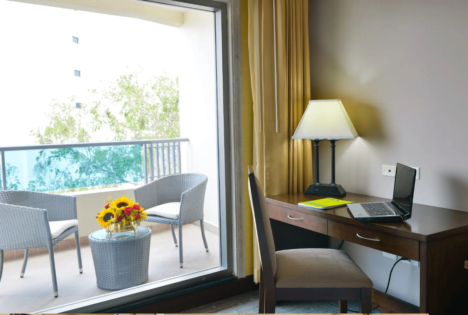 Hotel Plaza Juan Carlos