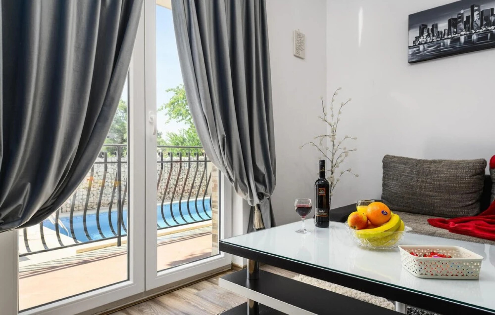 Nice Home in Rovinjsko Selo With Wifi and 4 Bedrooms