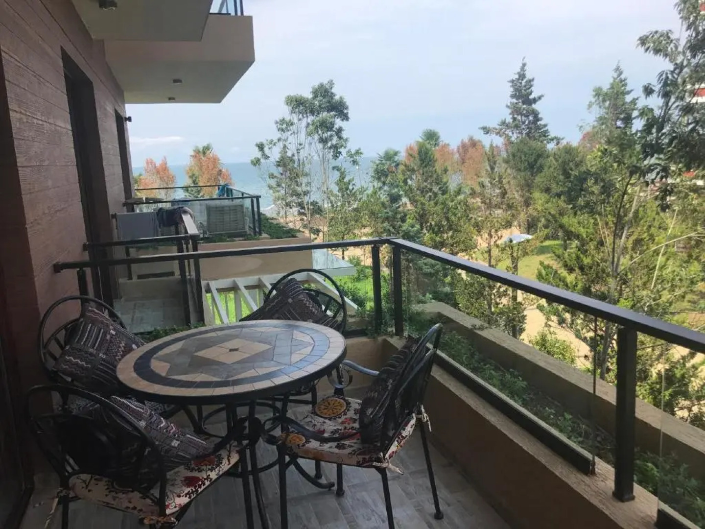 Ana's Apartment in Chakvi Oasis