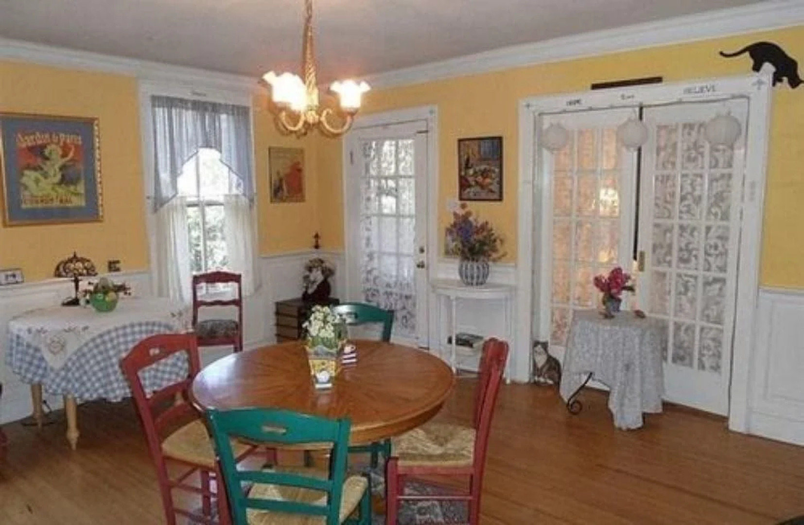 Princess Anne Book Lovers Inn