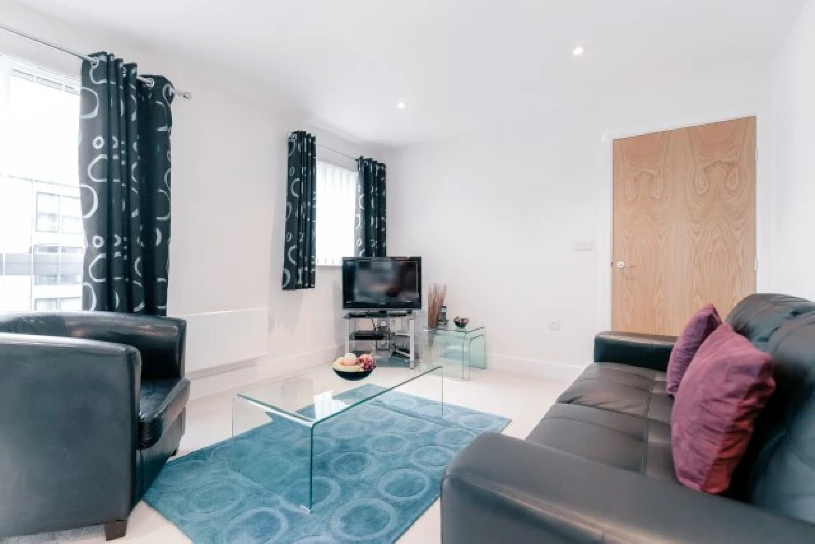 Roomspace Apartments -Capitol Square