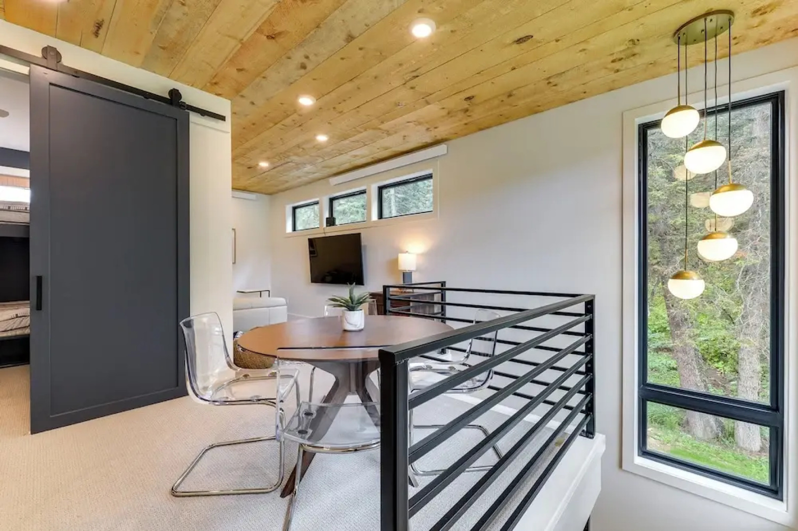 Modern Turnerville Cabin w/ Hot Tub & Scenic Views