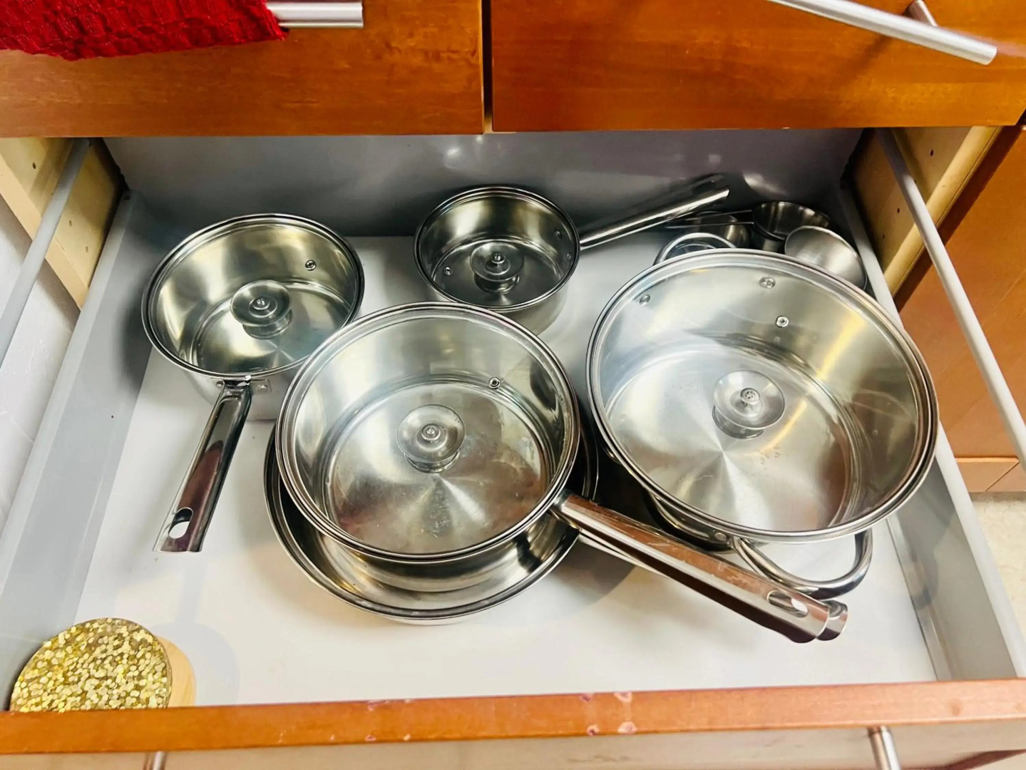 Close to beaches with hot tub and large garden