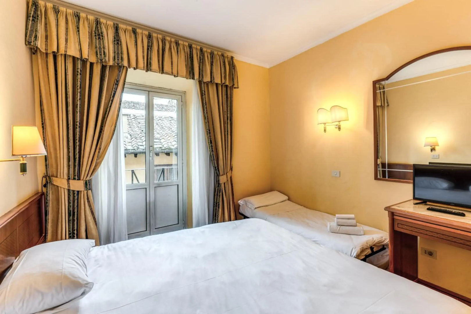 Hotel Pomezia