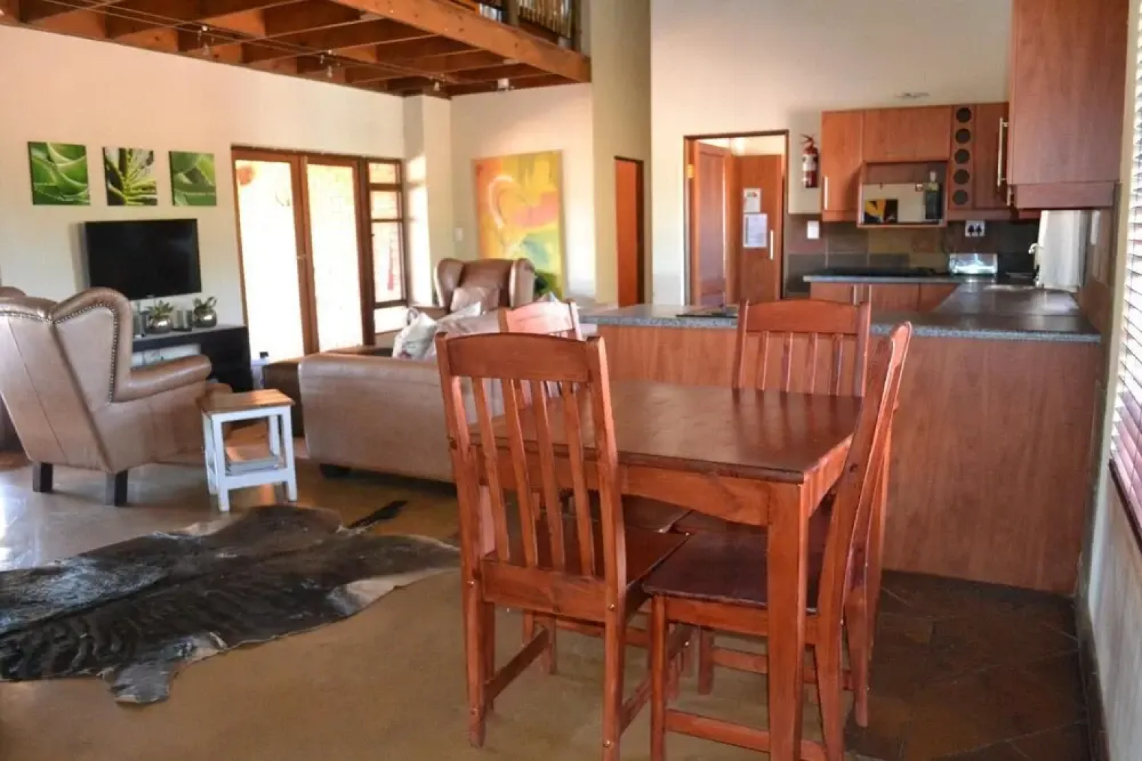 Makhato 84 Bush Lodge