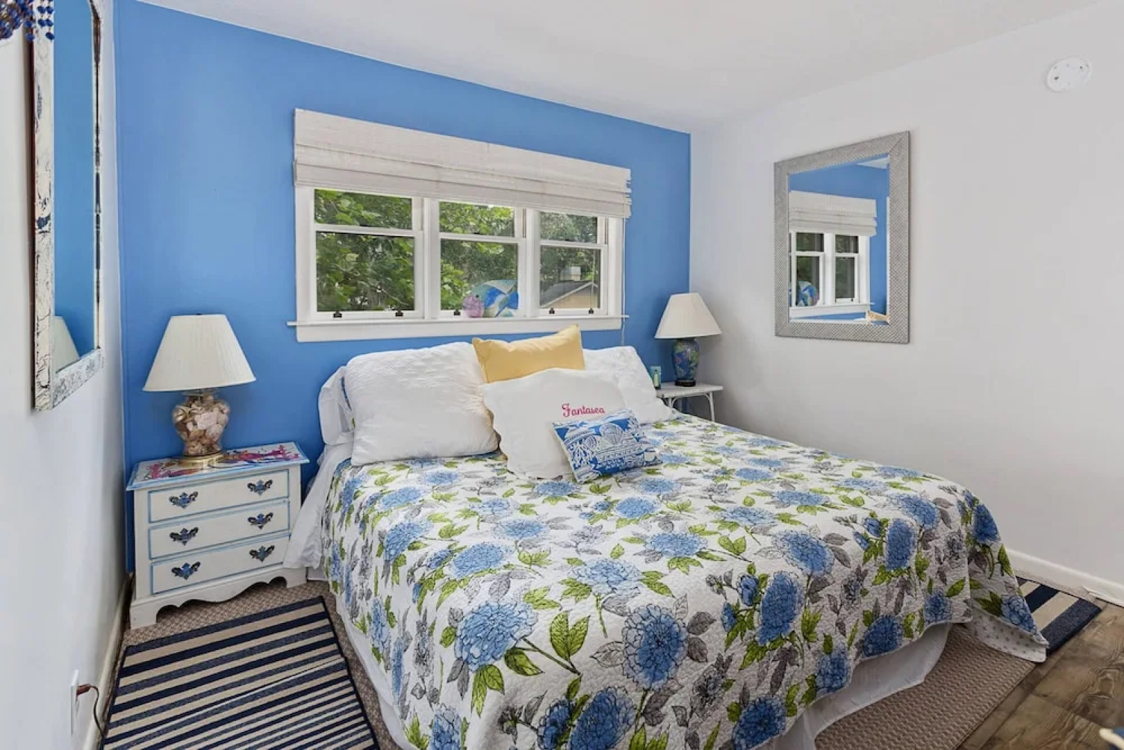 1221 Beachview by Hodnett Cooper