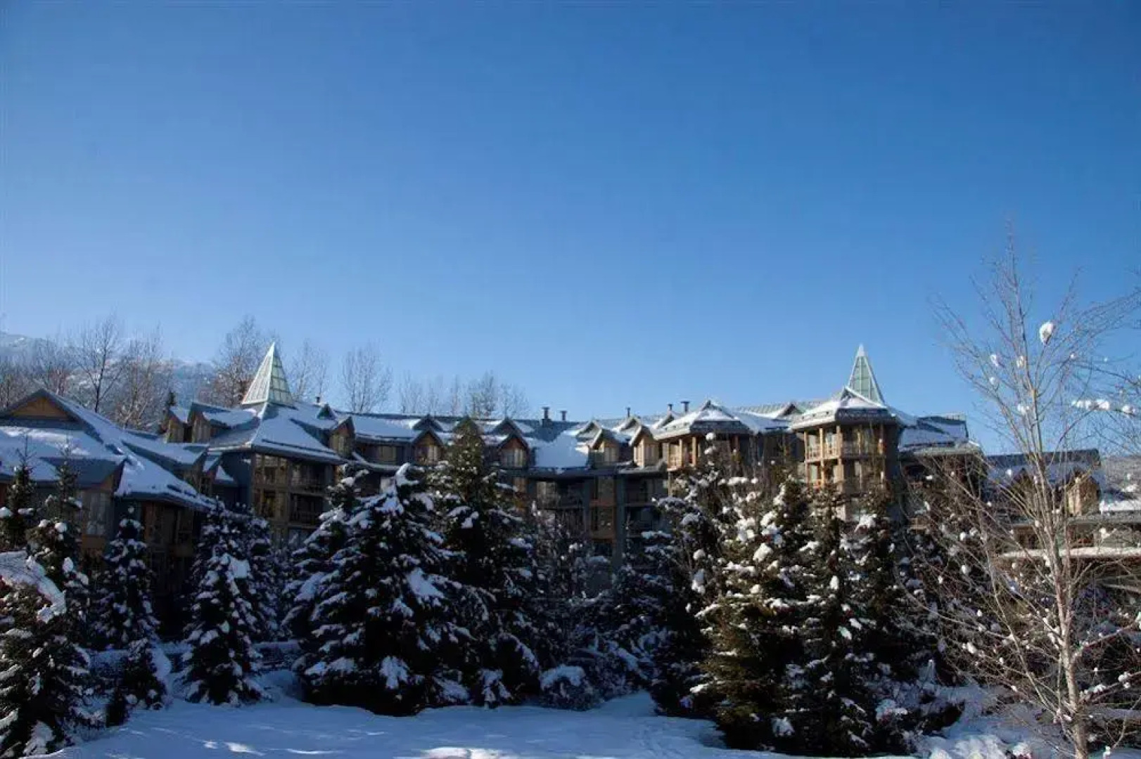 ResortQuest at Whistler Cascade Lodge