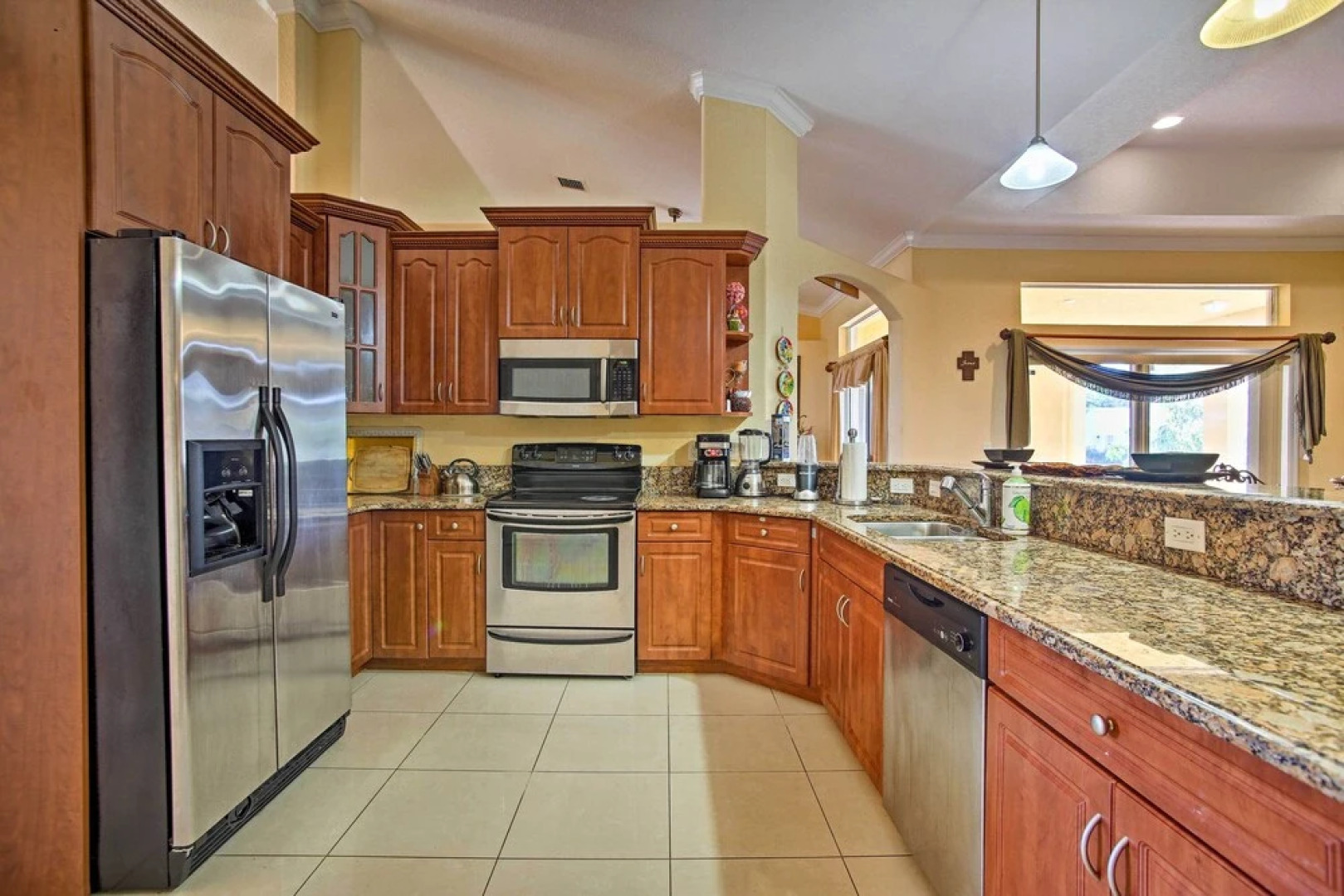 Spacious Port St Lucie Home Near PGA Village!